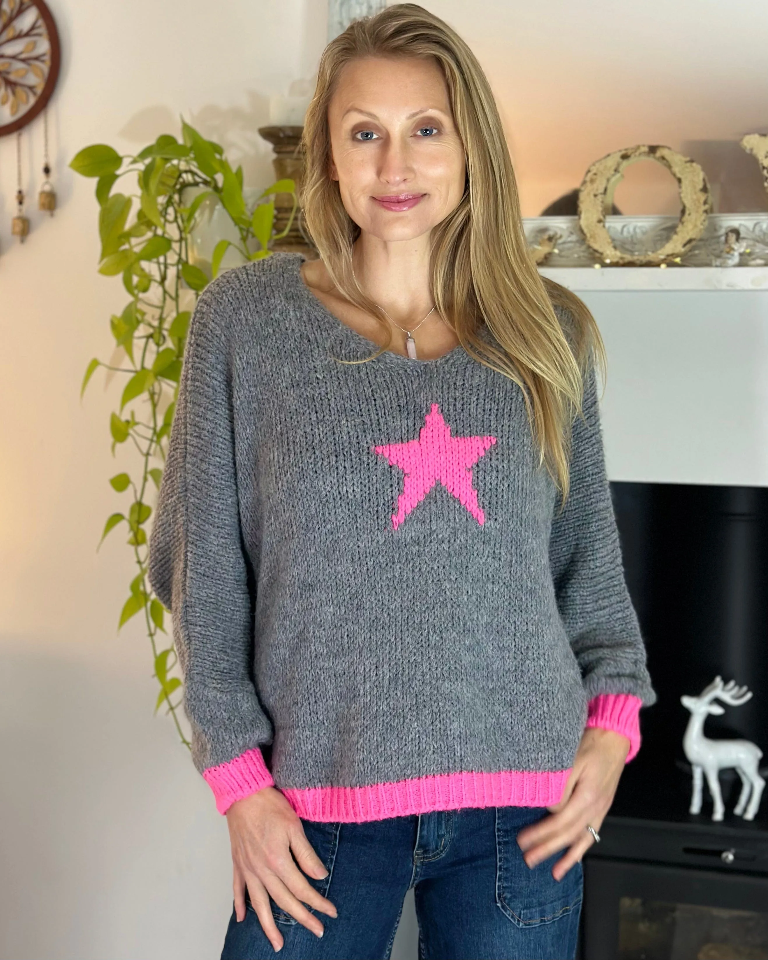 Chunky Knit V-Neck Star Jumper - Grey With Bright Pink