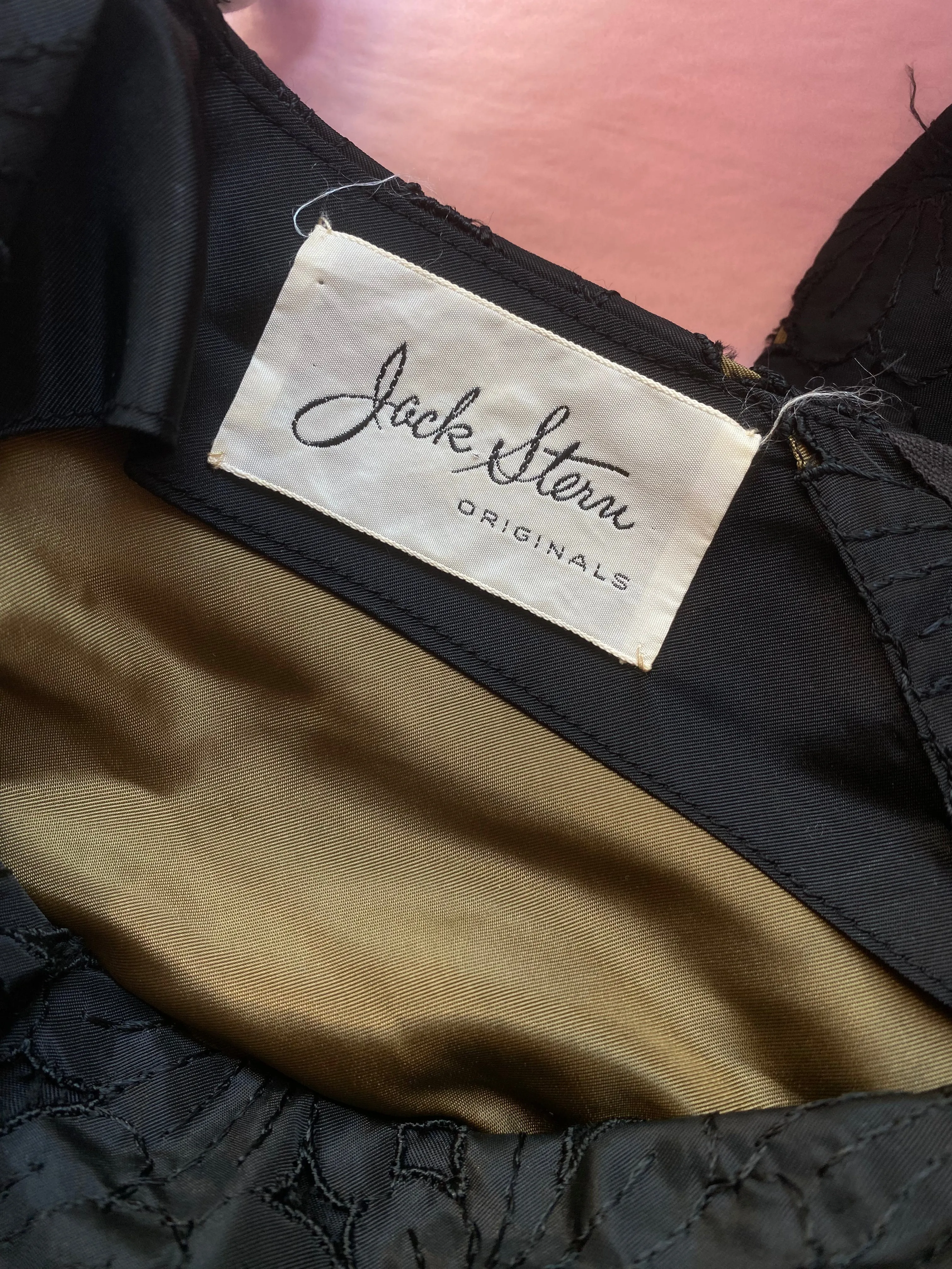 Classic 1950's Autumnal Wiggle Dress By Jack Stern / Medium