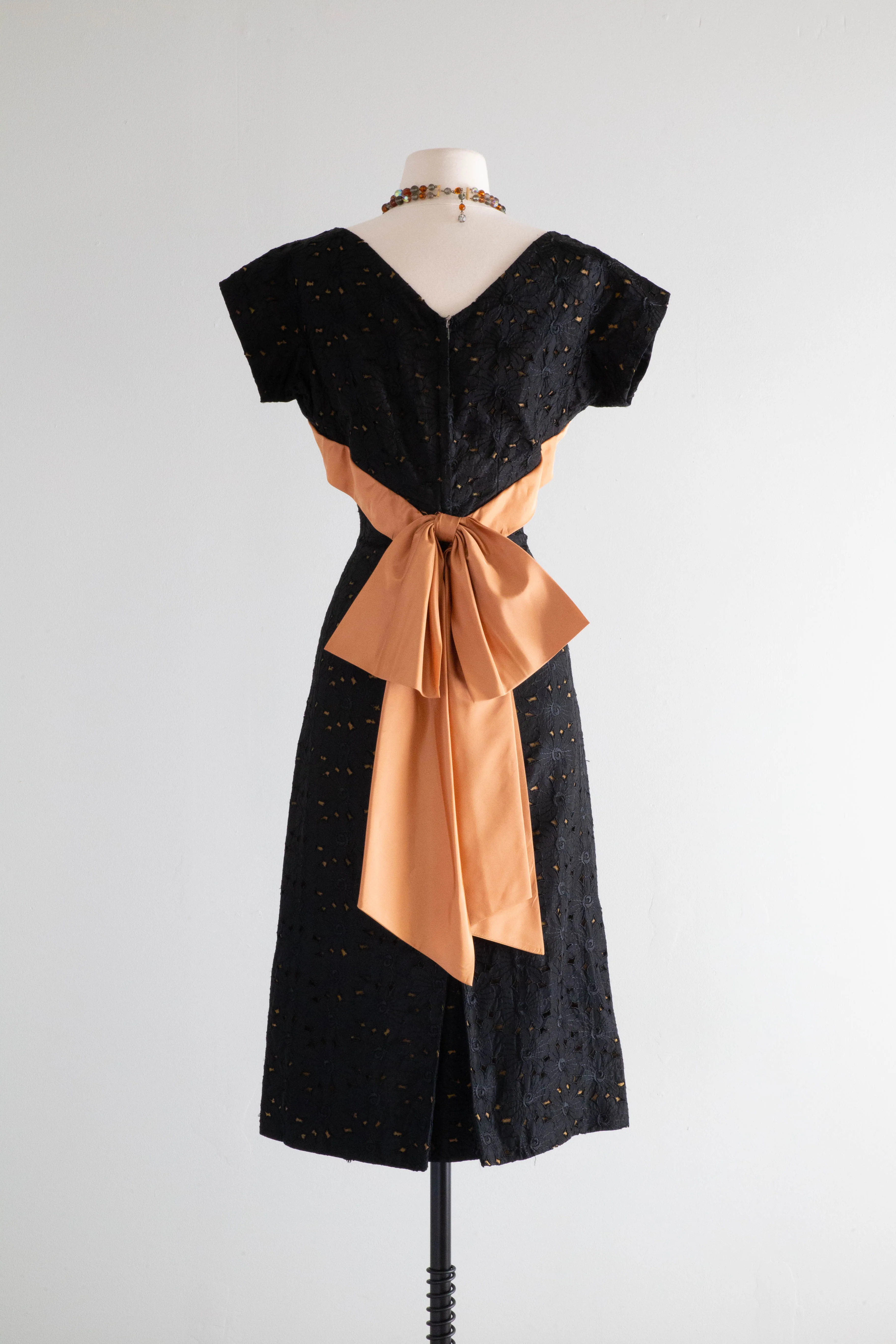 Classic 1950's Autumnal Wiggle Dress By Jack Stern / Medium