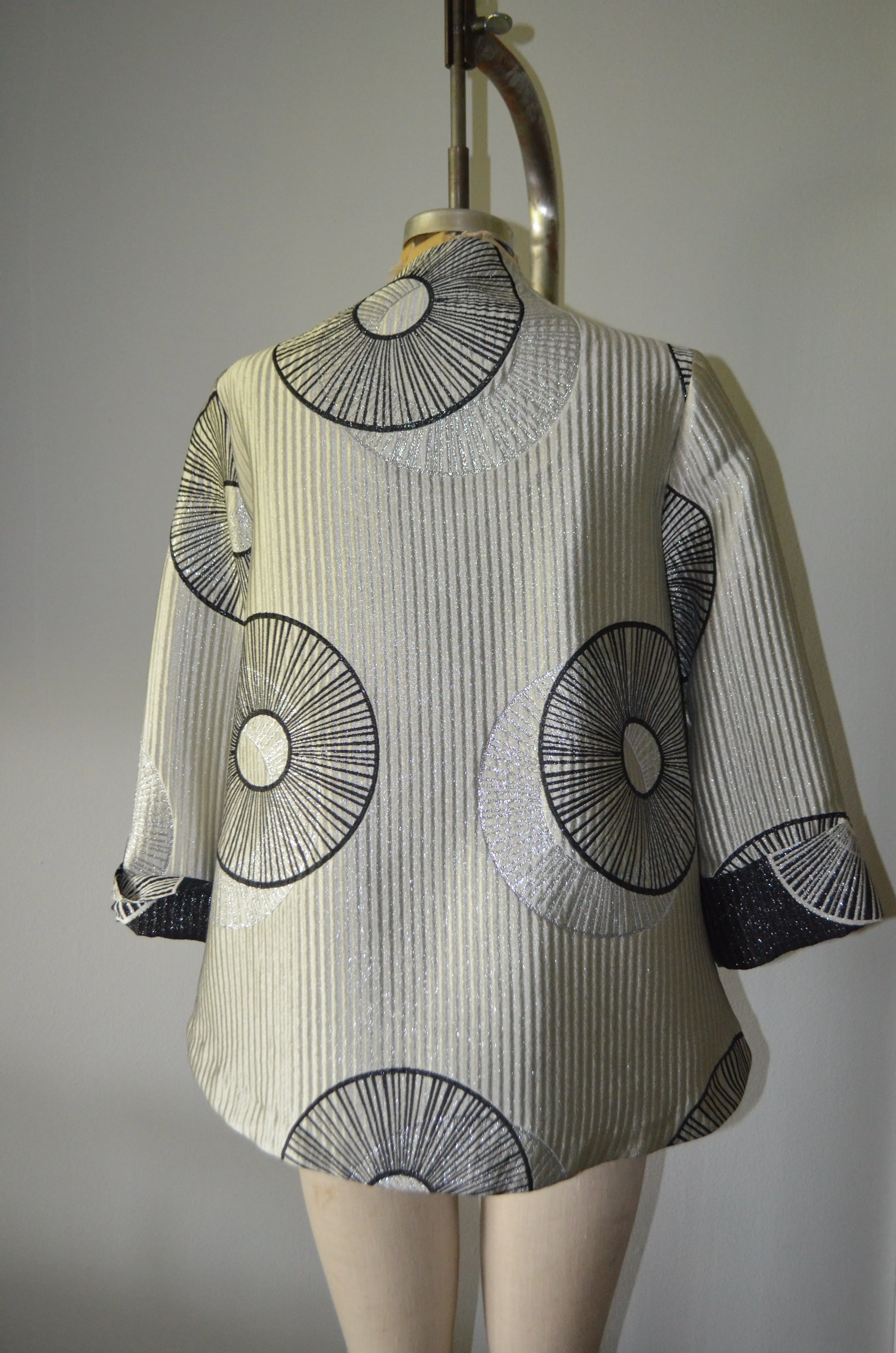 IC by Connie K Metallic Tunic Jacket Asymetric Asian Style