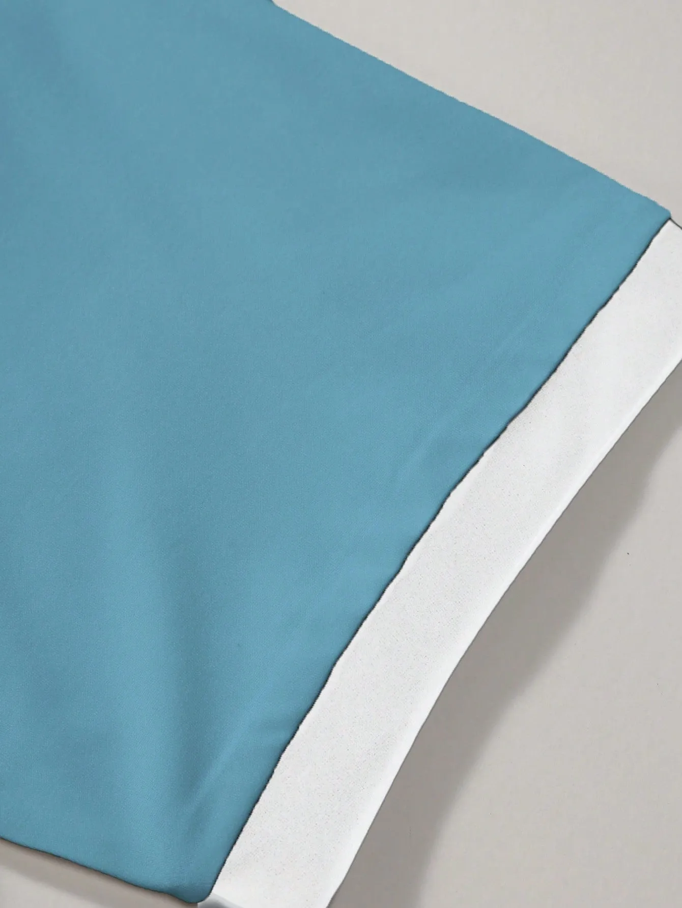 Manfinity Hypemode Men's Color Block Short Sleeve Polo Shirt With Letter Print