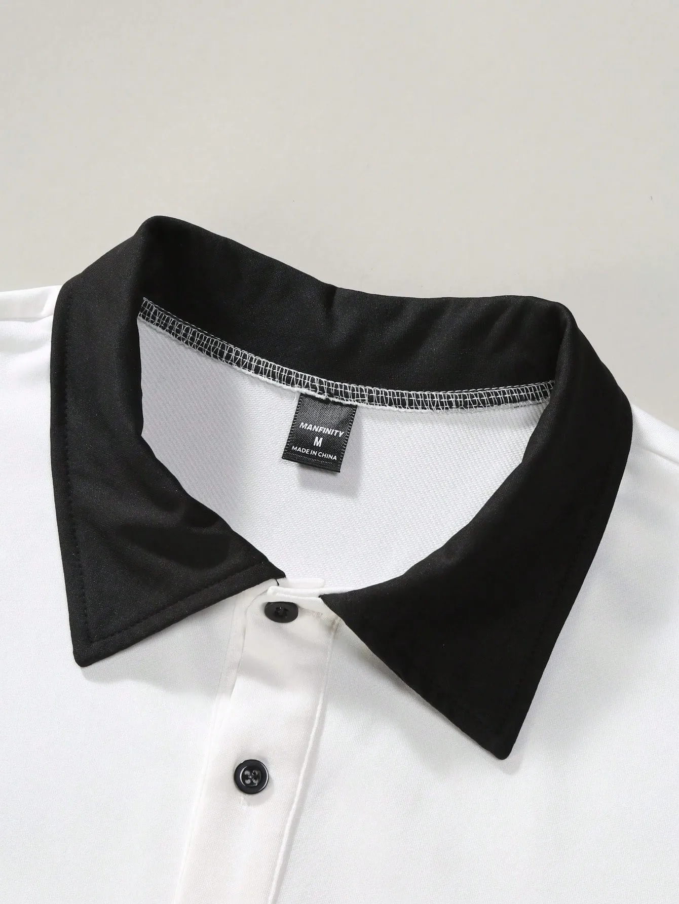 Manfinity Hypemode Men's Color Block Short Sleeve Polo Shirt With Letter Print