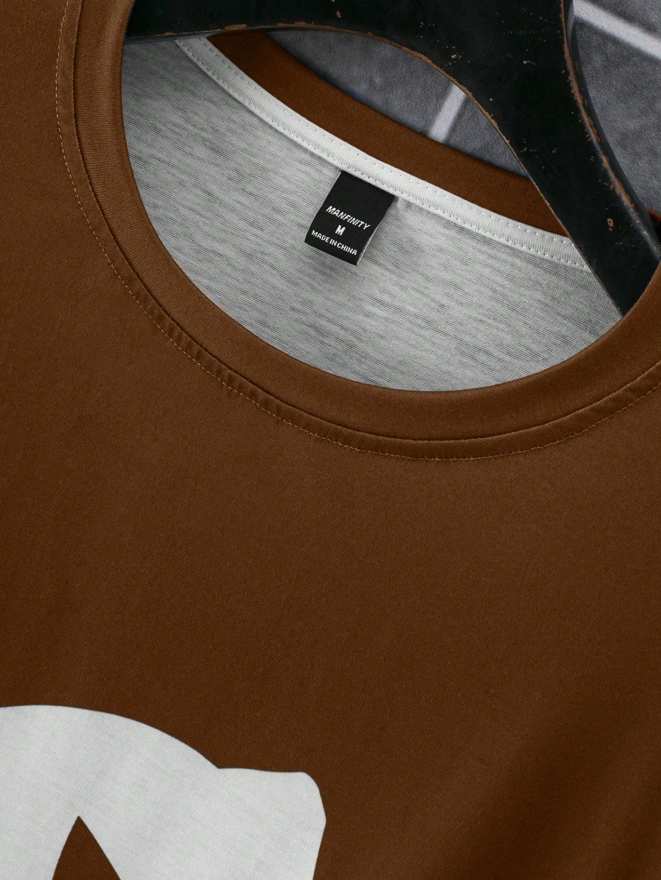 Manfinity LEGND Men's Summer Casual Short Sleeve T-Shirt With Letter Print Round Neck