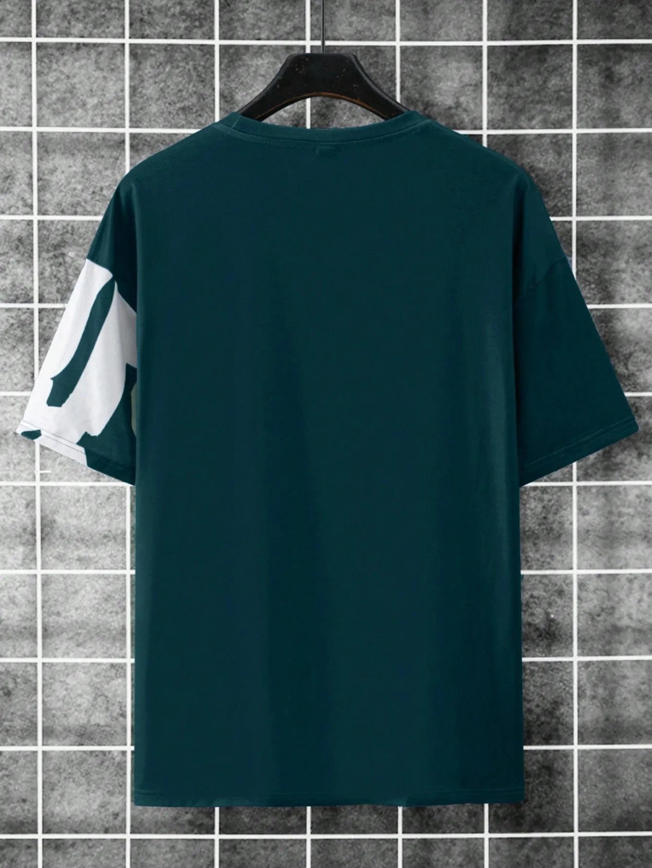 Manfinity LEGND Men's Summer Casual Short Sleeve T-Shirt With Letter Print Round Neck