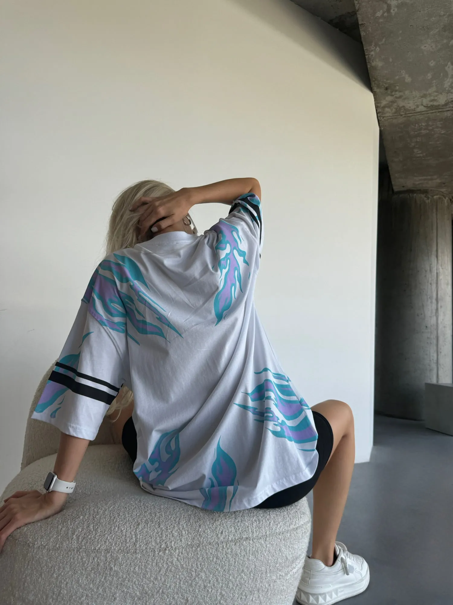 Oversize Victory T-shirt - White and Blue