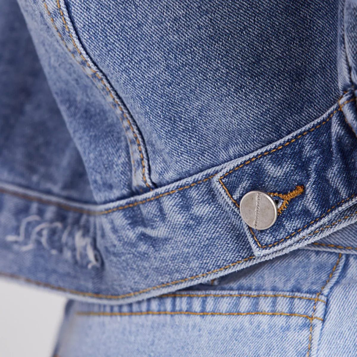 Oversized Crop Denim Jacket