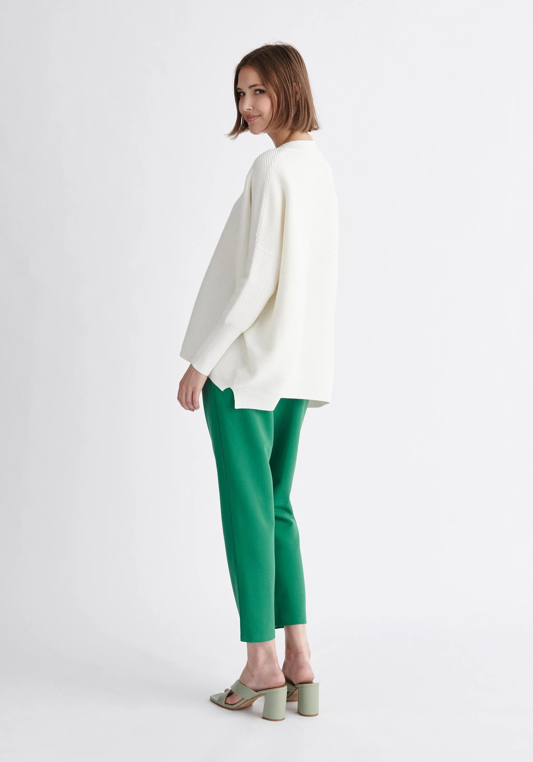 Paisie V-Neck Ribbed Jumper