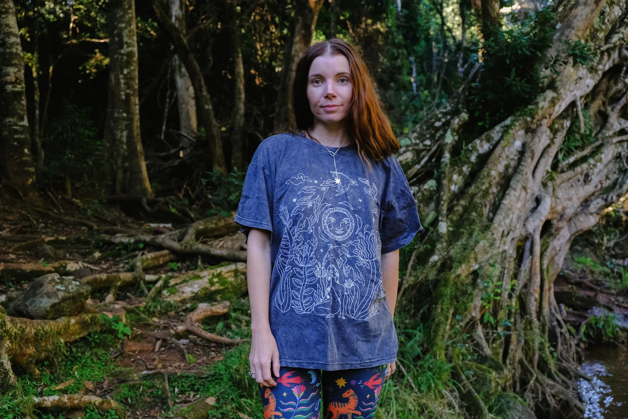 T-shirt - Black Stonewash - Moongazer
